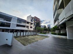 8 Farrer Suites (D8), Apartment #466642751